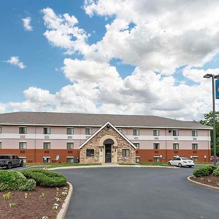 Suburban Studios Louisville East Bagian luar foto