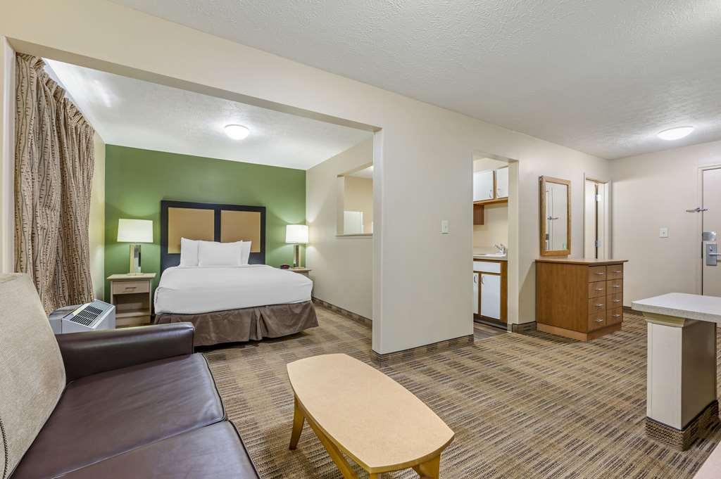 Suburban Studios Louisville East Ruang foto